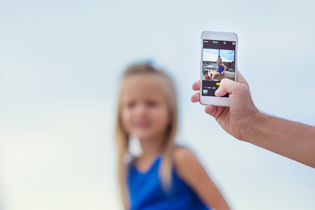 Comment bien préparer les photos pour inscrire son enfant mannequin ?